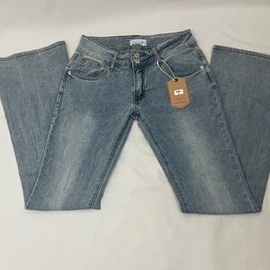 Justalwart light wash flare blue jeans woman’s size small